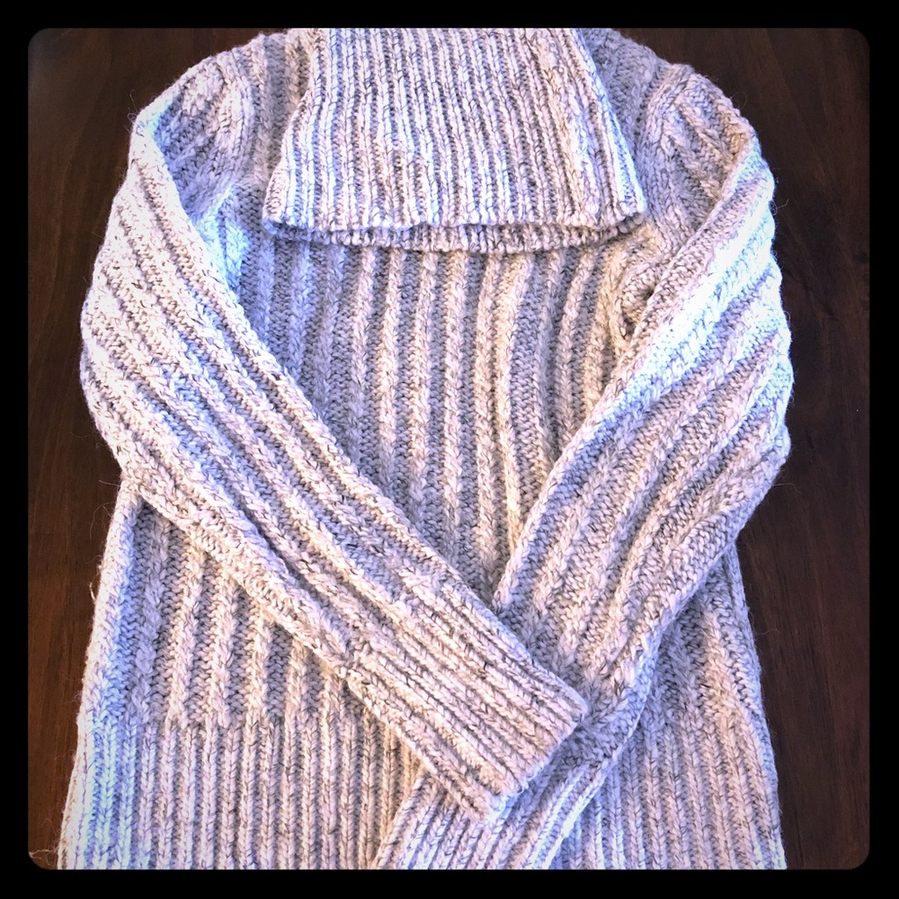 EUC BR Italian Yarn Sweater